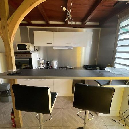 Residence Chez Marraine Maison Bertili Ле Госие Екстериор снимка