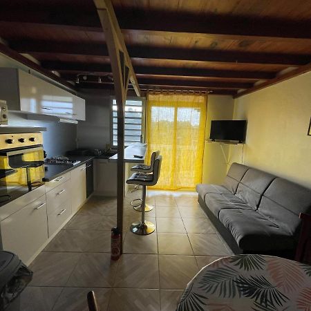 Residence Chez Marraine Maison Bertili Ле Госие Екстериор снимка