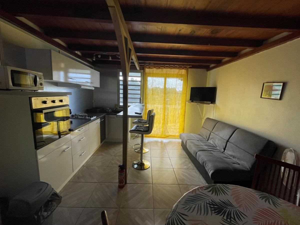Residence Chez Marraine Maison Bertili Ле Госие Екстериор снимка